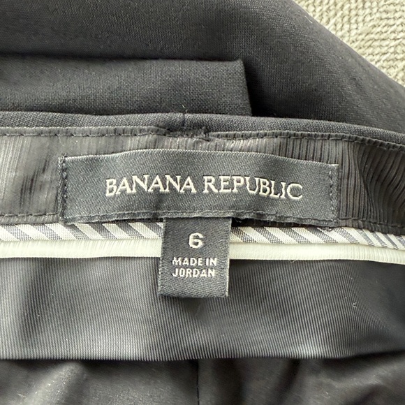 🥰Banana Republic Avery Wool Ankle Pants. Black
Size 6 - Picture 5 of 9